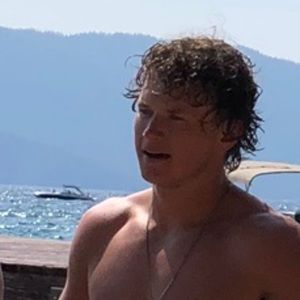 Meet your Posher, Cliff